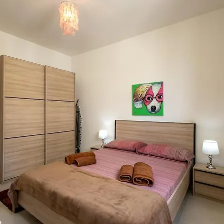 Apartment Private Terrace 3br Near Bay & Promenade By Quicktrips St. Paul's Bay