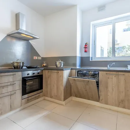 Private Terrace 3br Near Bay & Promenade By Quicktrips Lejlighed San Pawl il-Baħar