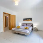 Private Terrace 3br Near Bay & Promenade By Quicktrips Appartamento St. Paul's Bay