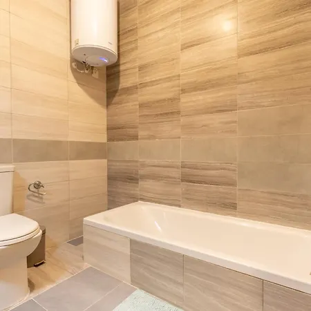 Private Terrace 3br Near Bay & Promenade By Quicktrips דירה